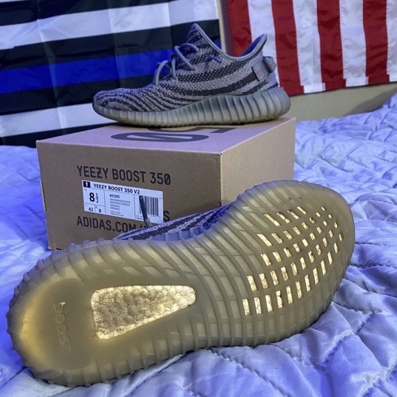 yeezy belugas - Picture 2 of 6